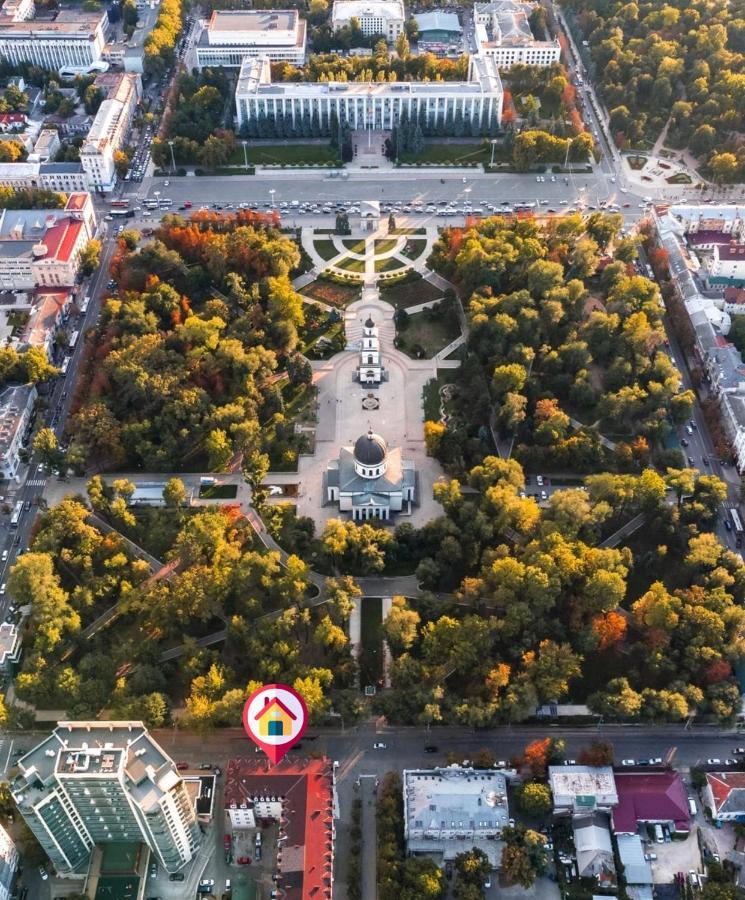 In The Heart Of The City Кишинёв Экстерьер фото